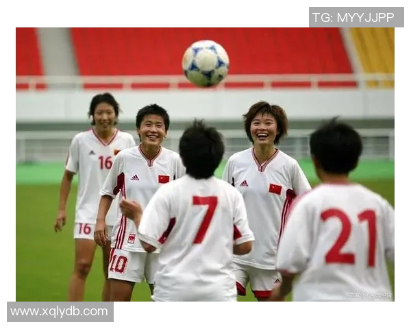 实力惊人的女足球员展现无限潜力与魅力引领新时代女性体育风潮 实力惊人的女足球员展现无限潜力与魅力引领新时代女性体育风潮